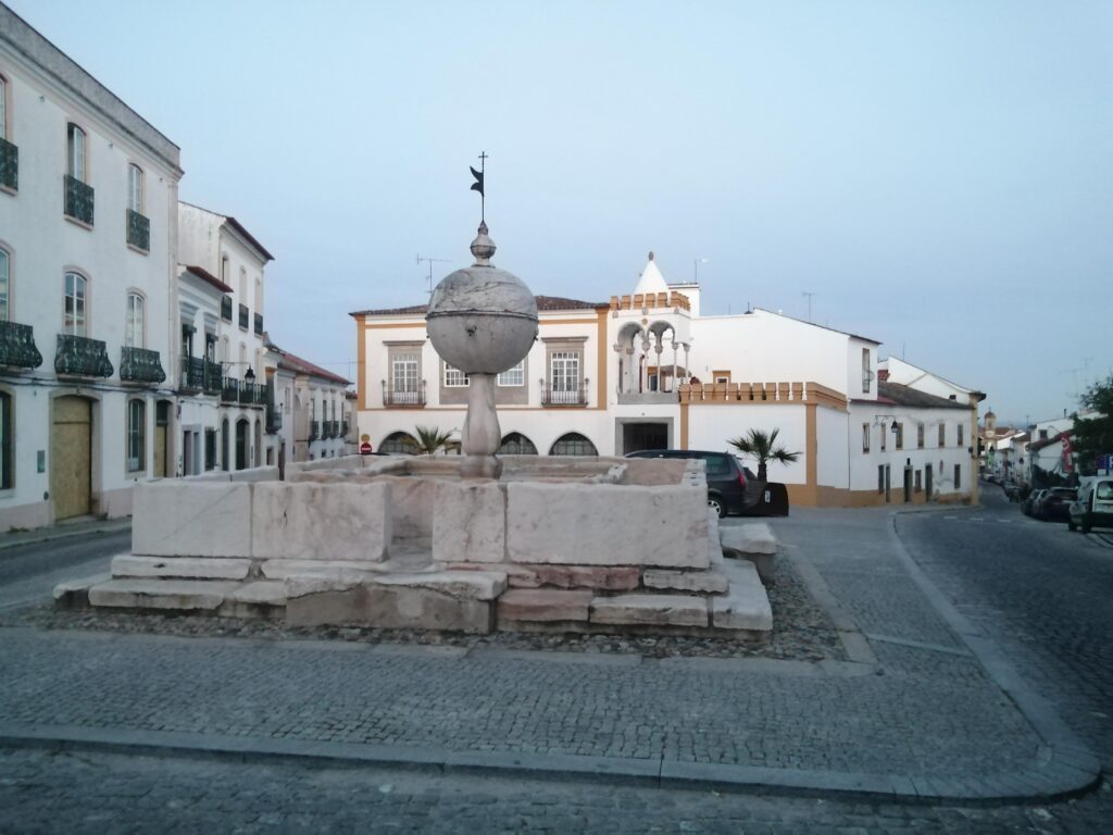 Viaggio nella penisola Iberica: évora