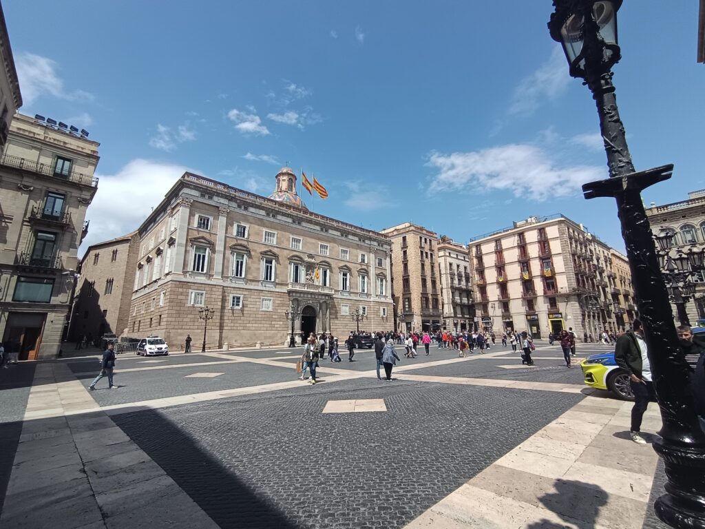 Viaggio nella penisola Iberica: Generalitat de Catalunya.