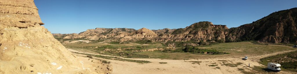Viaggio nella penisola Iberica:
panorama del deserto di monegros
